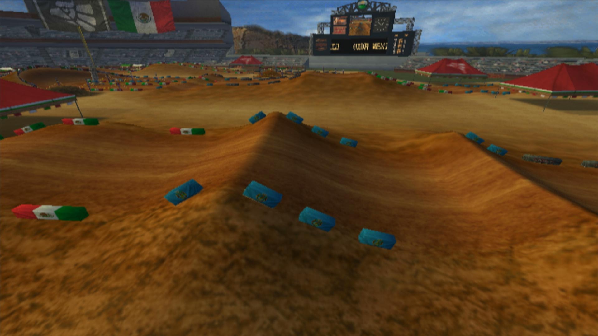 MX World Tour Jamie Little PS2 track jumps